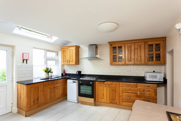 North Square, Rosscarbery, 5 Bedrooms Bedrooms, ,4 BathroomsBathrooms,House,For Sale,North Square,1318